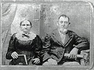 Hiram Dansby, and his wife Mary nee Danner.  Hiram was the eldest of the four Dansby brothers that served in the Civil War.  